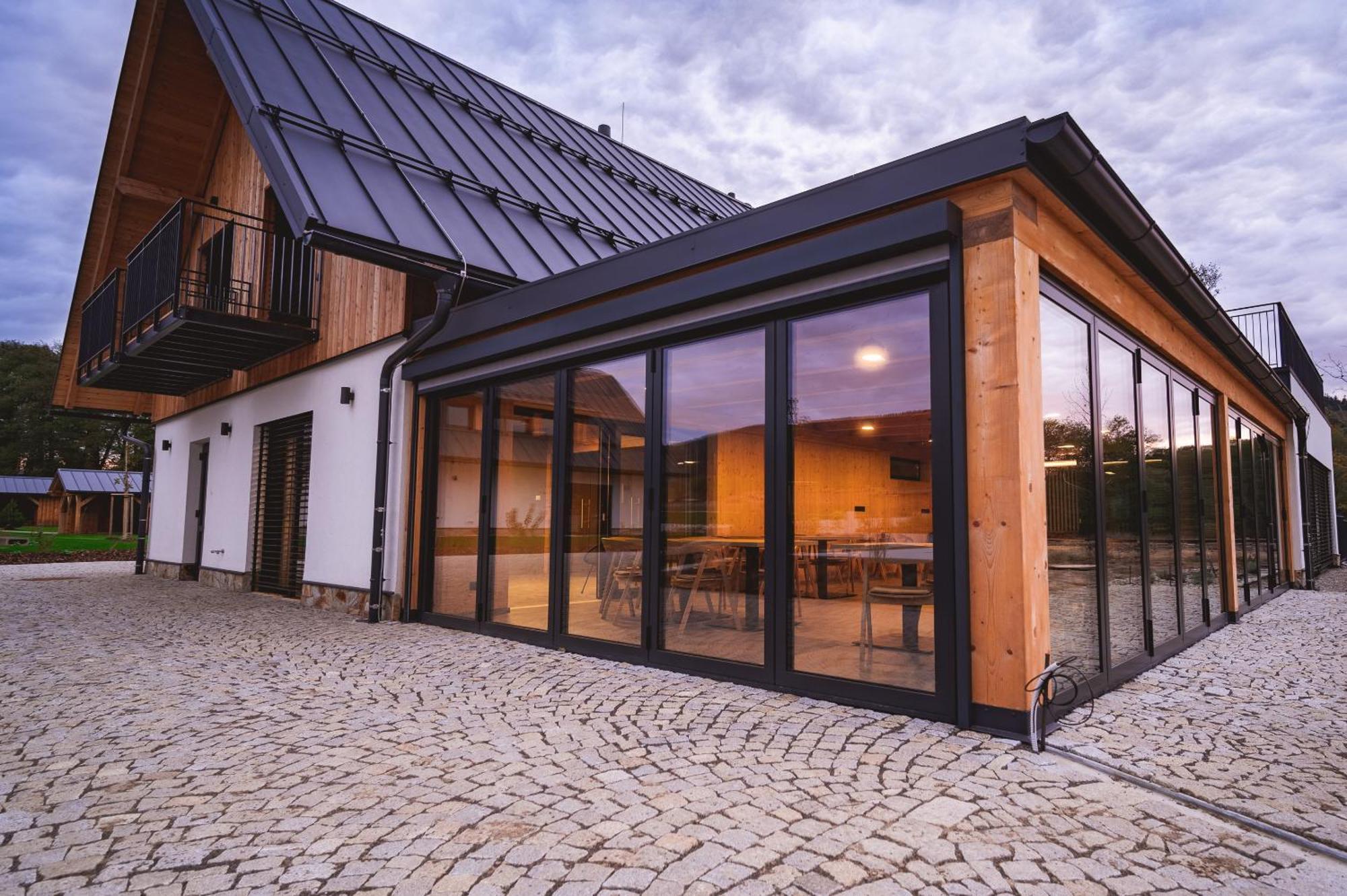 Mlynicka Zahrada Cervena Voda Exterior foto